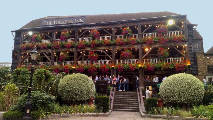 Pub Dickens inn