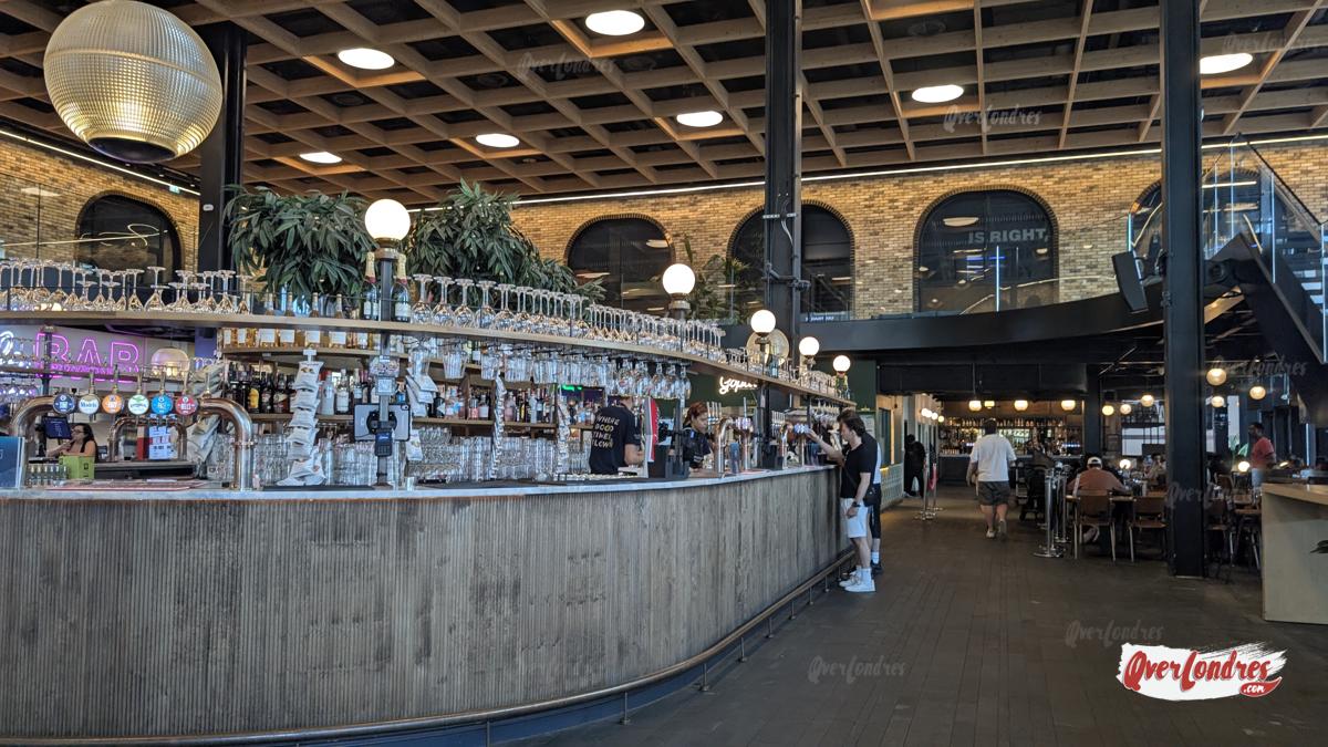 Canary Wharf Londres Market Halls interior