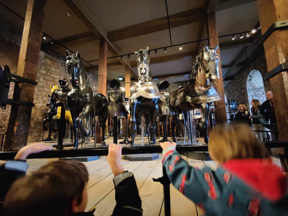 Visitar la Torre de Londres con niños Interior de la Torre de Londres
