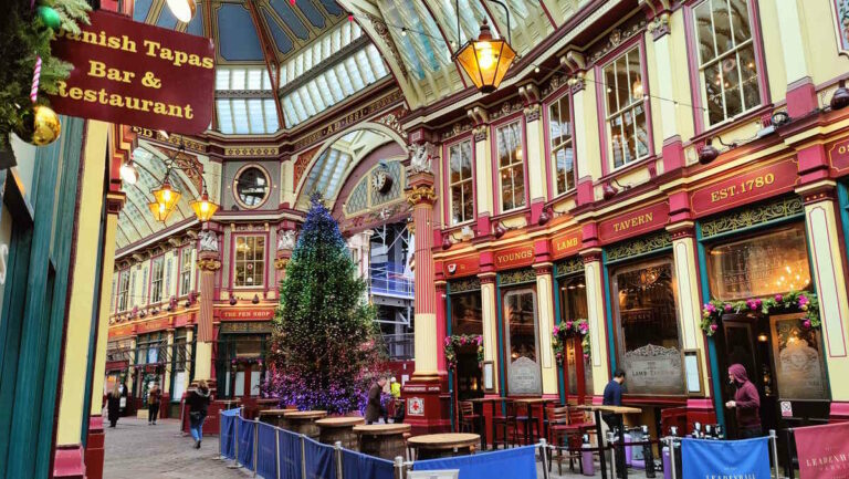 Leadenhall Market en Londres Mercado con restaurantes