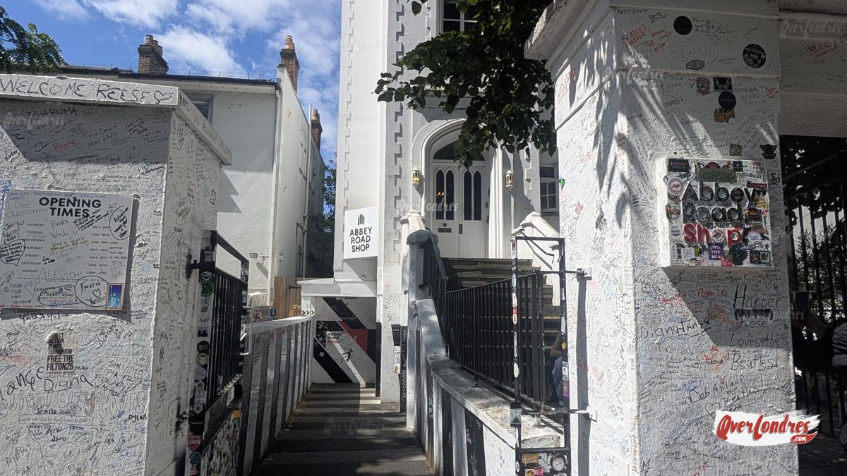 Tienda Abbey Road Londres exterior