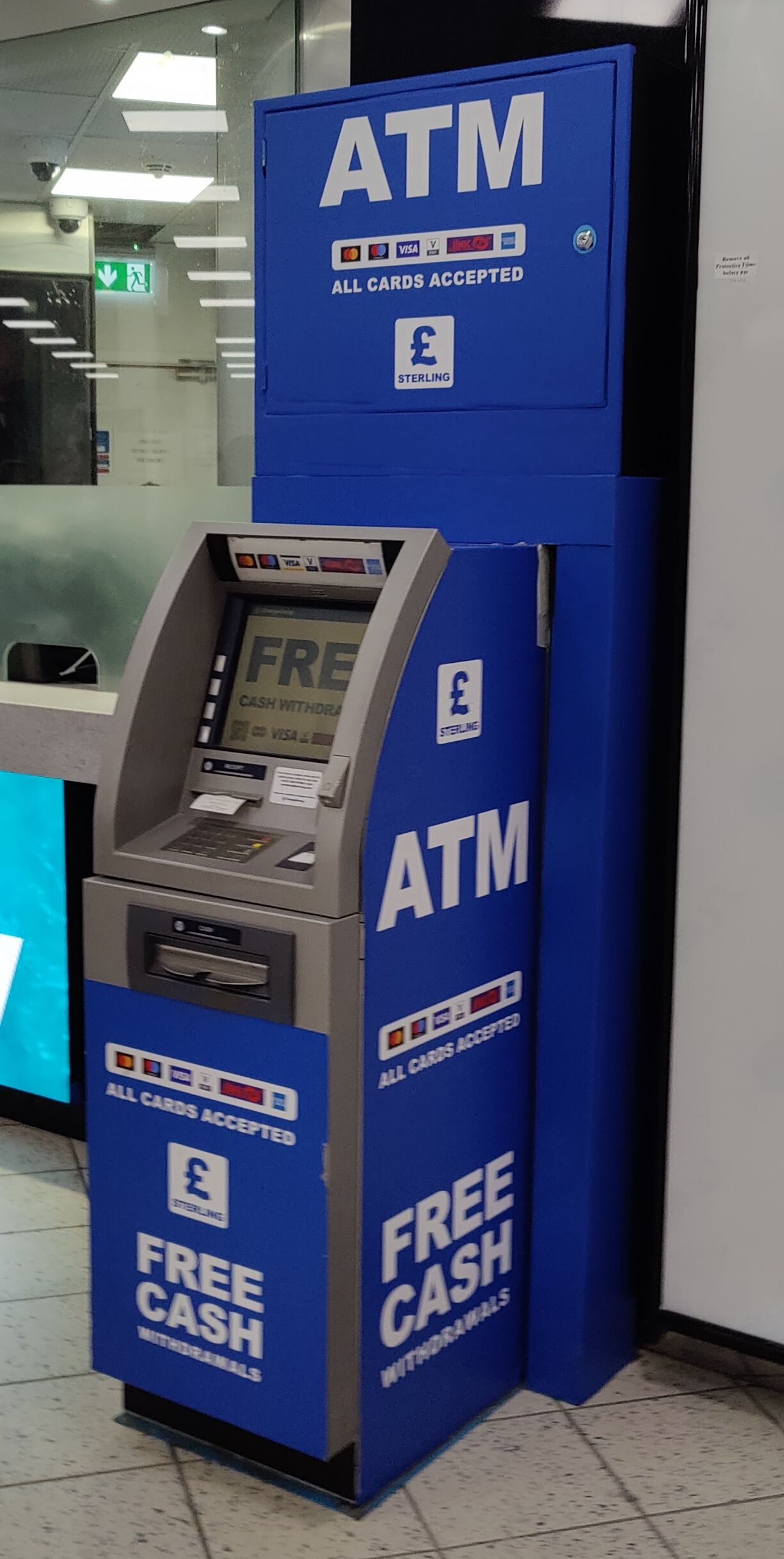 cajero para sacar efectivo en Londres