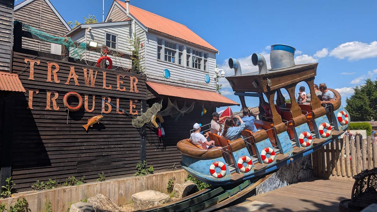 Chessington en Londres trawler trouble