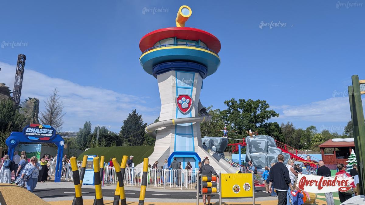 Patrulla canina en parque de atracciones Chessington Londres