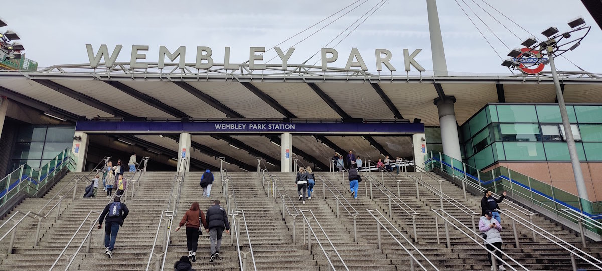 Estación de metro de Wembley en Londres