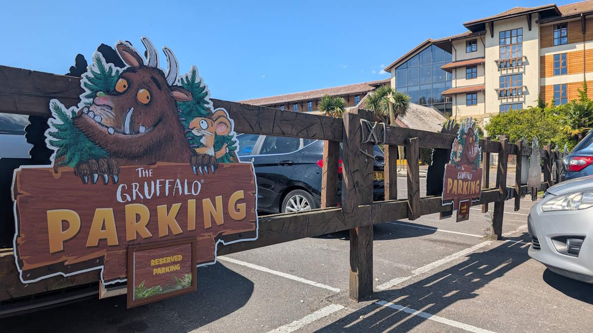 chessington en londres hotel parking