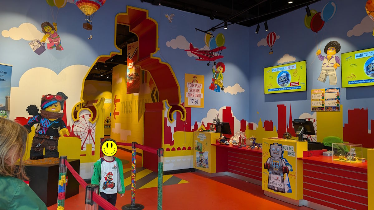 legoland discovery centre birmingham entrada