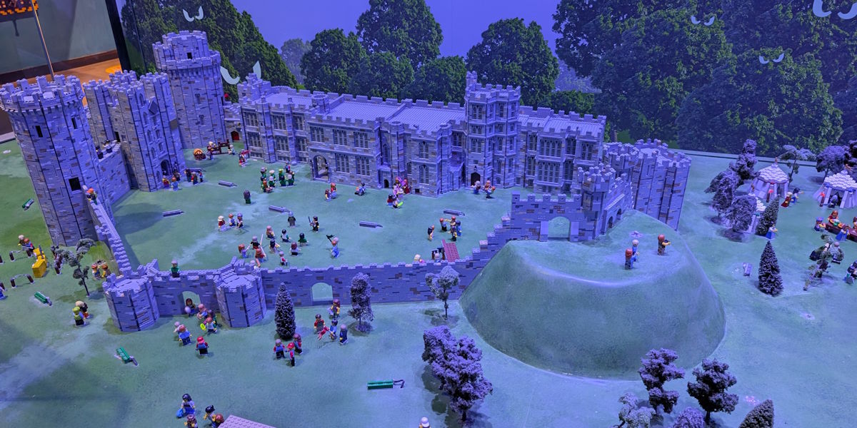 legoland discovery centre miniland warwick castle
