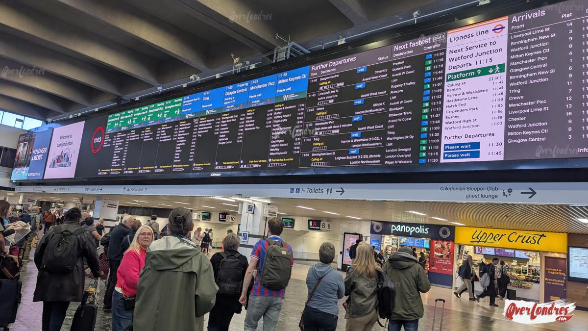 Estación de tren de Euston en Londres para ir a los estudios de Harry Potter