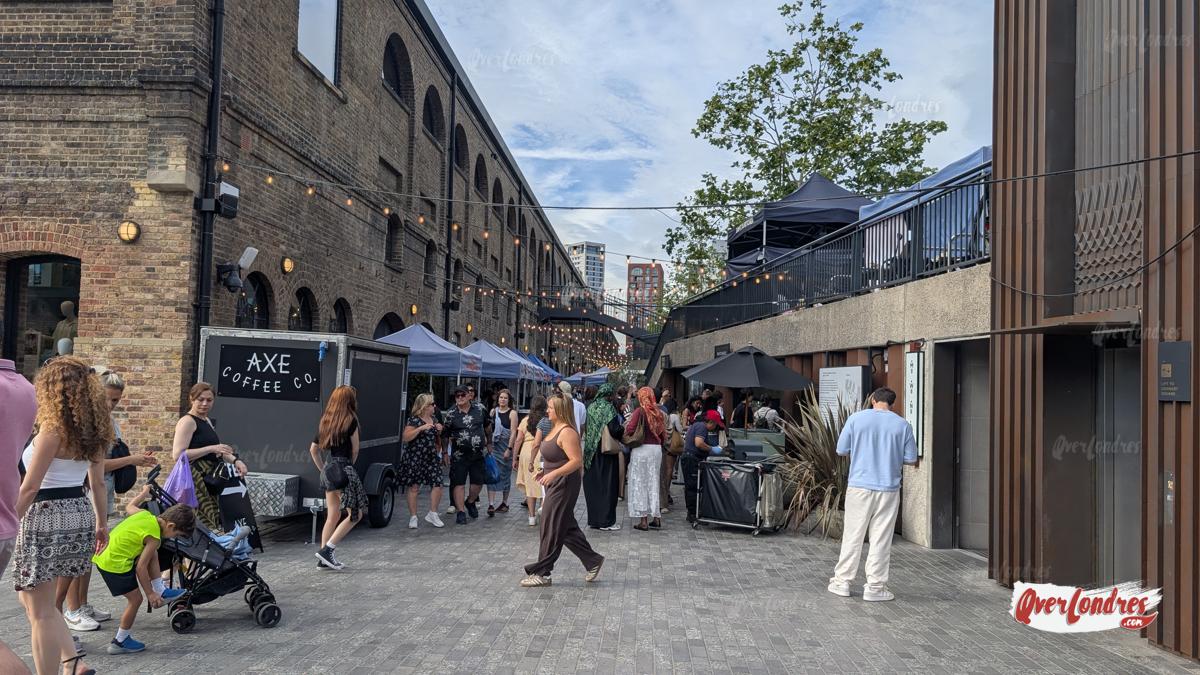 Coal Drops Yard Londres zona mercadillo